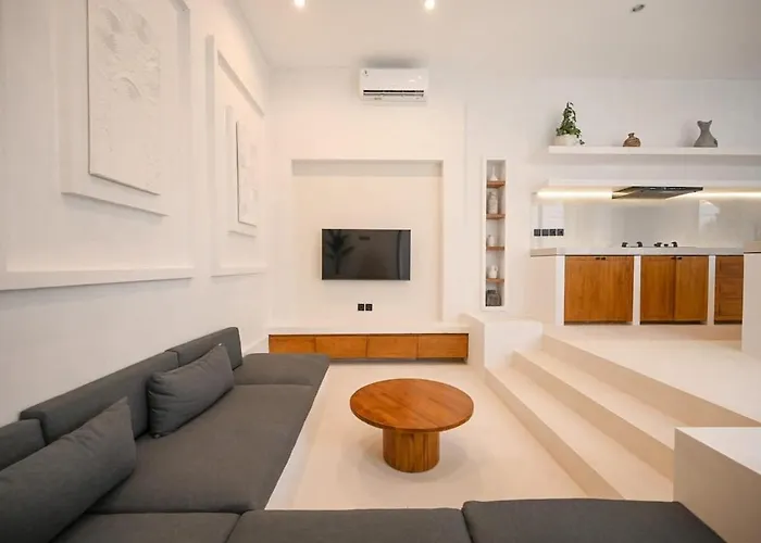 2br Private Familia, In Babakan チャングー