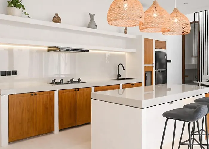 ヴィラ 2br Private Familia, In Babakan *